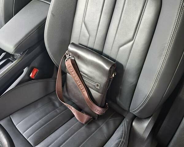 Черный Ауди E-Tron, объемом двигателя 0 л и пробегом 200 тыс. км за 27500 $, фото 71 на Automoto.ua