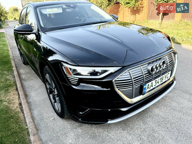 Черный Ауди E-Tron, объемом двигателя 0 л и пробегом 140 тыс. км за 29299 $, фото 5 на Automoto.ua