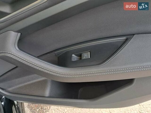 Черный Ауди E-Tron, объемом двигателя 0 л и пробегом 200 тыс. км за 27500 $, фото 70 на Automoto.ua