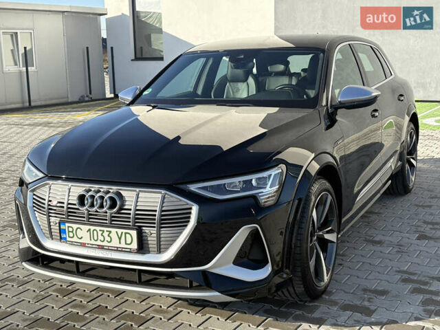 Чорний Ауді E-Tron, об'ємом двигуна 0 л та пробігом 95 тис. км за 36599 $, фото 17 на Automoto.ua