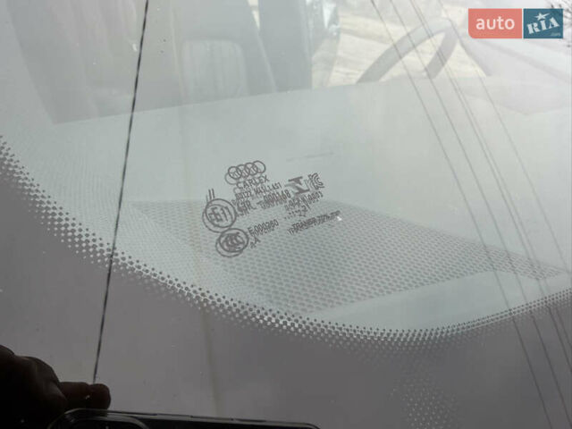 Чорний Ауді E-Tron, об'ємом двигуна 0 л та пробігом 126 тис. км за 27000 $, фото 20 на Automoto.ua