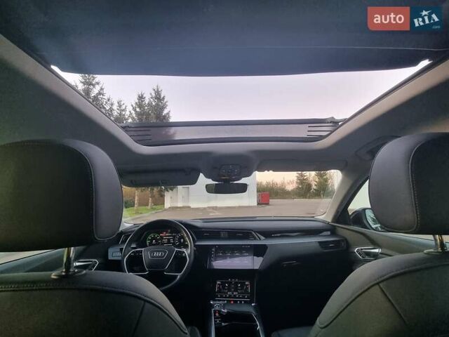 Черный Ауди E-Tron, объемом двигателя 0 л и пробегом 70 тыс. км за 32500 $, фото 23 на Automoto.ua
