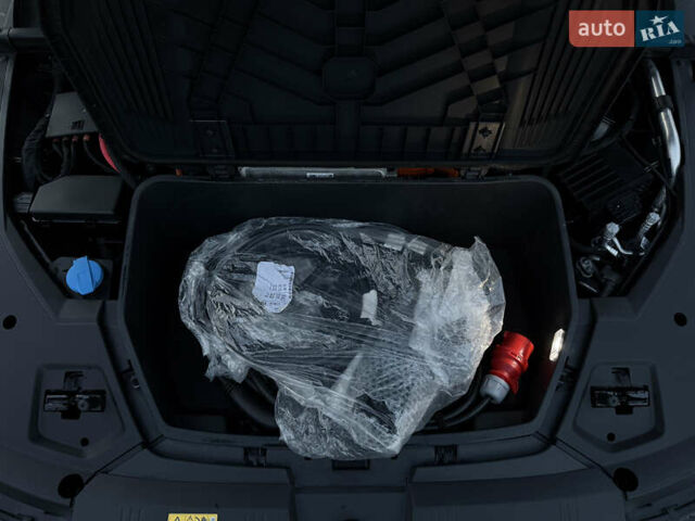 Чорний Ауді E-Tron, об'ємом двигуна 0 л та пробігом 58 тис. км за 39999 $, фото 35 на Automoto.ua