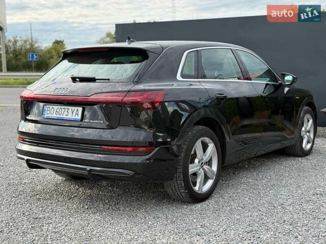 Чорний Ауді E-Tron, об'ємом двигуна 0 л та пробігом 34 тис. км за 28999 $, фото 7 на Automoto.ua