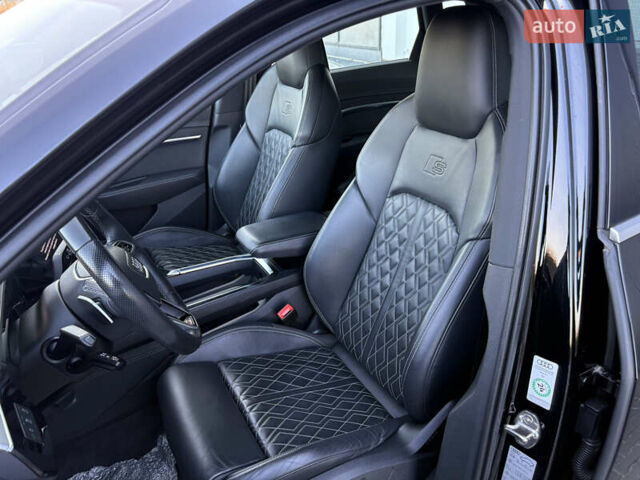 Чорний Ауді E-Tron, об'ємом двигуна 0 л та пробігом 95 тис. км за 36599 $, фото 53 на Automoto.ua