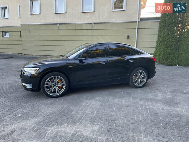 Чорний Ауді E-Tron, об'ємом двигуна 0 л та пробігом 35 тис. км за 40950 $, фото 14 на Automoto.ua