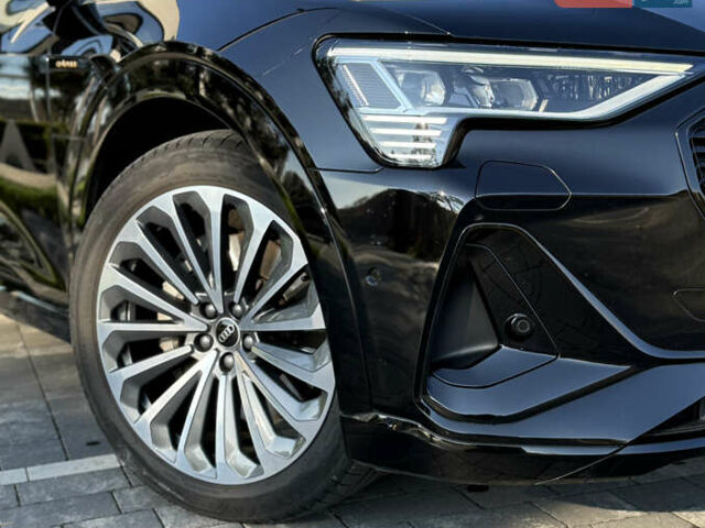 Черный Ауди E-Tron, объемом двигателя 0 л и пробегом 43 тыс. км за 29900 $, фото 12 на Automoto.ua
