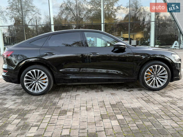 Черный Ауди E-Tron, объемом двигателя 0 л и пробегом 71 тыс. км за 38470 $, фото 45 на Automoto.ua