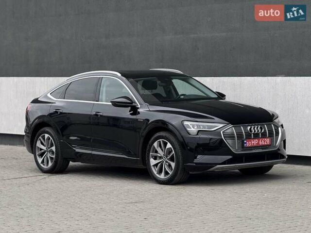 Чорний Ауді E-Tron, об'ємом двигуна 0 л та пробігом 148 тис. км за 31500 $, фото 9 на Automoto.ua