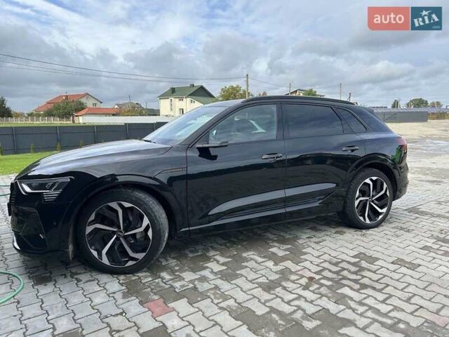 Чорний Ауді E-Tron, об'ємом двигуна 0 л та пробігом 105 тис. км за 37900 $, фото 1 на Automoto.ua