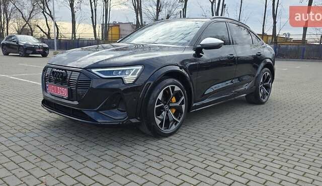 Черный Ауди E-Tron, объемом двигателя 0 л и пробегом 54 тыс. км за 43500 $, фото 3 на Automoto.ua