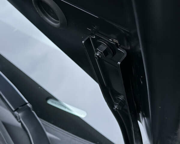 Чорний Ауді E-Tron, об'ємом двигуна 0 л та пробігом 84 тис. км за 36000 $, фото 31 на Automoto.ua