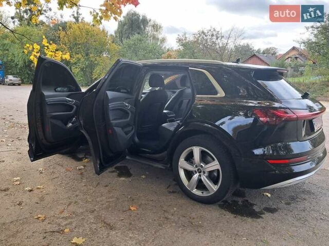 Черный Ауди E-Tron, объемом двигателя 0 л и пробегом 200 тыс. км за 27500 $, фото 17 на Automoto.ua