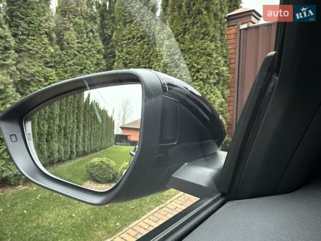 Чорний Ауді E-Tron, об'ємом двигуна 0 л та пробігом 58 тис. км за 42999 $, фото 50 на Automoto.ua