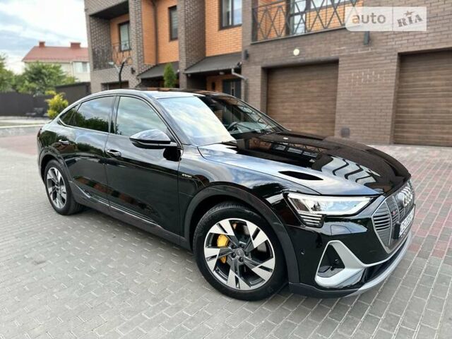 Чорний Ауді E-Tron, об'ємом двигуна 0 л та пробігом 28 тис. км за 34900 $, фото 24 на Automoto.ua