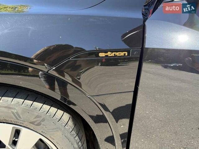 Черный Ауди E-Tron, объемом двигателя 0 л и пробегом 23 тыс. км за 38999 $, фото 21 на Automoto.ua