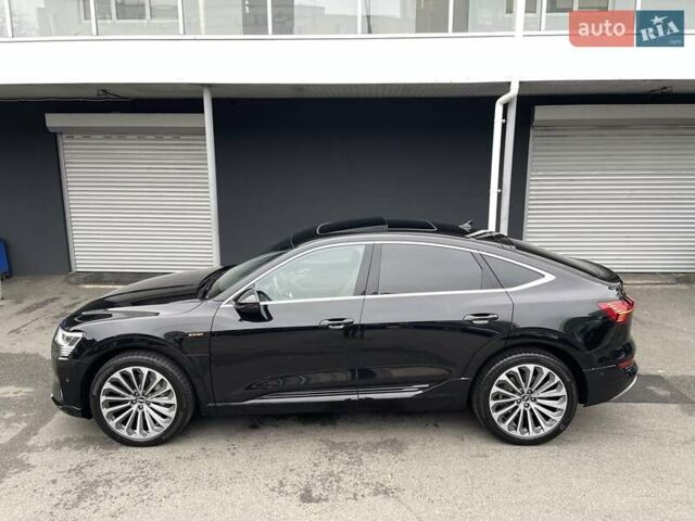 Черный Ауди E-Tron, объемом двигателя 0 л и пробегом 66 тыс. км за 41900 $, фото 24 на Automoto.ua