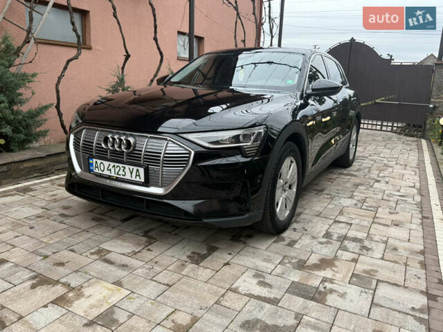 Черный Ауди E-Tron, объемом двигателя 0 л и пробегом 158 тыс. км за 26900 $, фото 16 на Automoto.ua