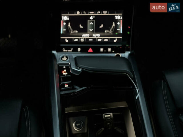 Чорний Ауді E-Tron, об'ємом двигуна 0 л та пробігом 84 тис. км за 36000 $, фото 66 на Automoto.ua