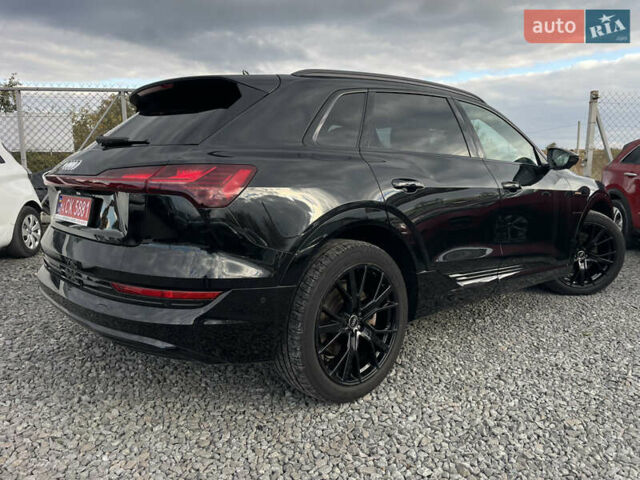 Чорний Ауді E-Tron, об'ємом двигуна 0 л та пробігом 70 тис. км за 39999 $, фото 31 на Automoto.ua