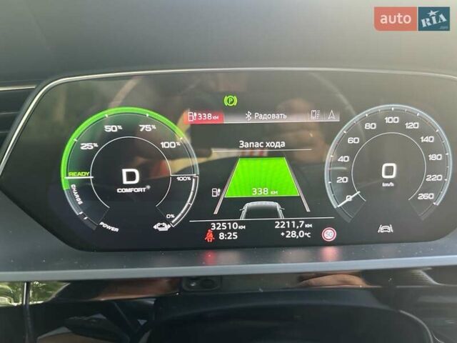 Черный Ауди E-Tron, объемом двигателя 0 л и пробегом 30 тыс. км за 41000 $, фото 12 на Automoto.ua