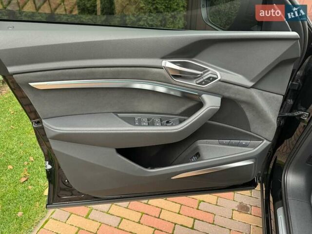 Чорний Ауді E-Tron, об'ємом двигуна 0 л та пробігом 58 тис. км за 42999 $, фото 38 на Automoto.ua