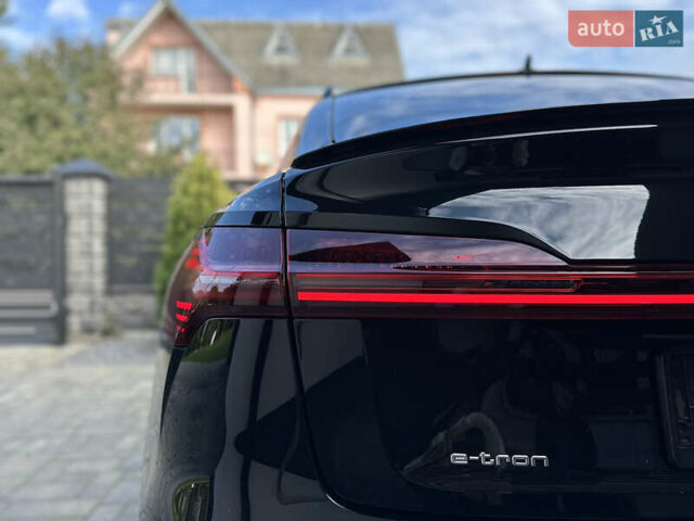 Черный Ауди E-Tron, объемом двигателя 0 л и пробегом 49 тыс. км за 44699 $, фото 22 на Automoto.ua