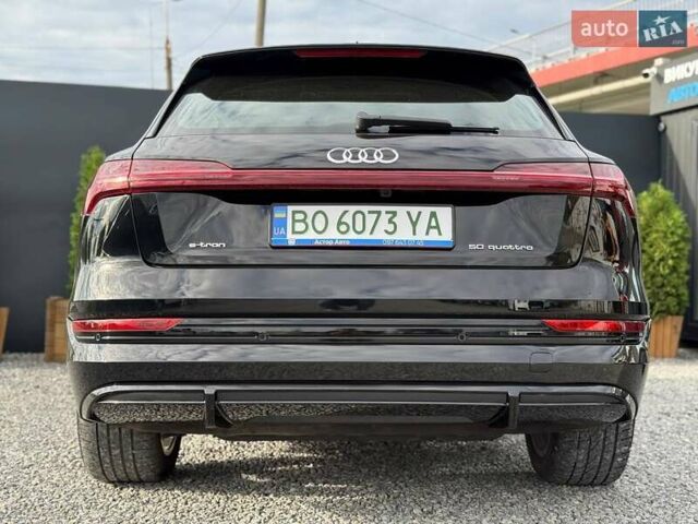 Чорний Ауді E-Tron, об'ємом двигуна 0 л та пробігом 34 тис. км за 28999 $, фото 6 на Automoto.ua