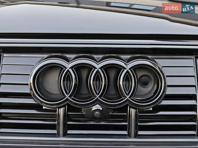 Чорний Ауді E-Tron, об'ємом двигуна 0 л та пробігом 34 тис. км за 49499 $, фото 11 на Automoto.ua