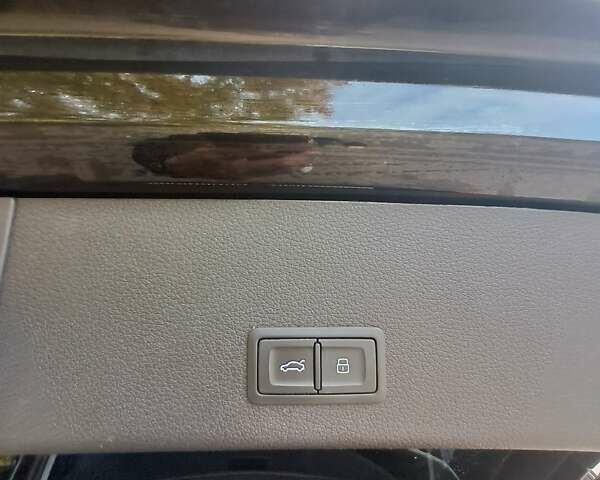 Черный Ауди E-Tron, объемом двигателя 0 л и пробегом 200 тыс. км за 27500 $, фото 40 на Automoto.ua