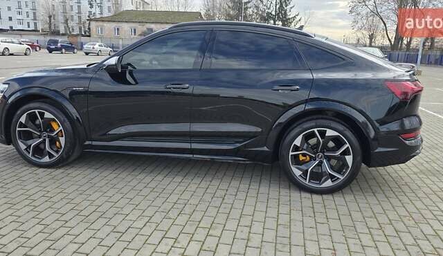 Черный Ауди E-Tron, объемом двигателя 0 л и пробегом 54 тыс. км за 43500 $, фото 38 на Automoto.ua