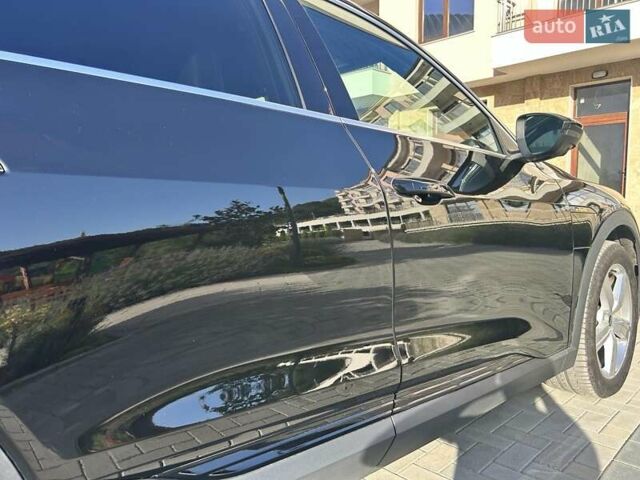 Черный Ауди E-Tron, объемом двигателя 0 л и пробегом 30 тыс. км за 41000 $, фото 6 на Automoto.ua