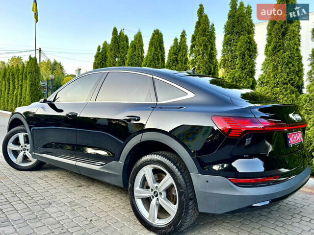 Черный Ауди E-Tron, объемом двигателя 0 л и пробегом 82 тыс. км за 37777 $, фото 35 на Automoto.ua