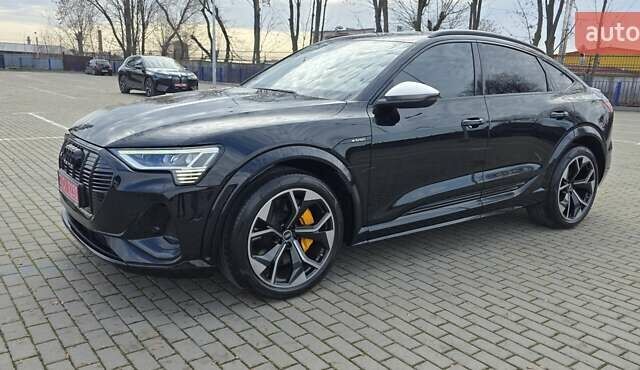 Черный Ауди E-Tron, объемом двигателя 0 л и пробегом 54 тыс. км за 43500 $, фото 44 на Automoto.ua