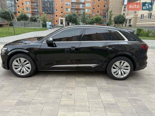 Чорний Ауді E-Tron, об'ємом двигуна 0 л та пробігом 31 тис. км за 39990 $, фото 6 на Automoto.ua