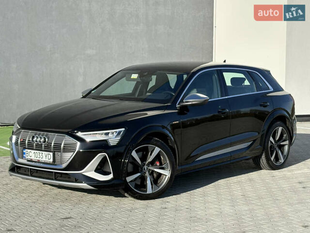 Чорний Ауді E-Tron, об'ємом двигуна 0 л та пробігом 95 тис. км за 36599 $, фото 5 на Automoto.ua