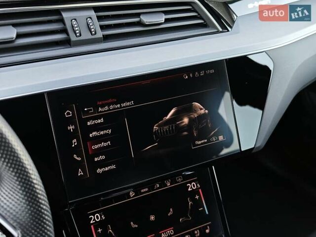 Чорний Ауді E-Tron, об'ємом двигуна 0 л та пробігом 34 тис. км за 49499 $, фото 67 на Automoto.ua