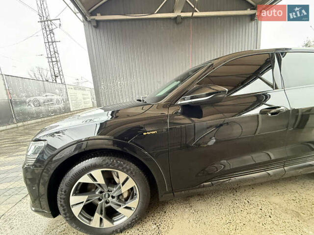 Черный Ауди E-Tron, объемом двигателя 0 л и пробегом 150 тыс. км за 27500 $, фото 16 на Automoto.ua