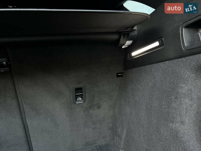 Чорний Ауді E-Tron, об'ємом двигуна 0 л та пробігом 187 тис. км за 23300 $, фото 96 на Automoto.ua