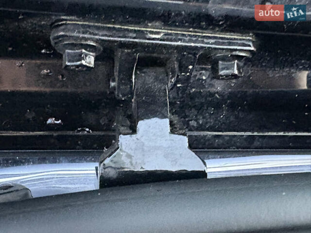 Чорний Ауді E-Tron, об'ємом двигуна 0 л та пробігом 95 тис. км за 36599 $, фото 88 на Automoto.ua