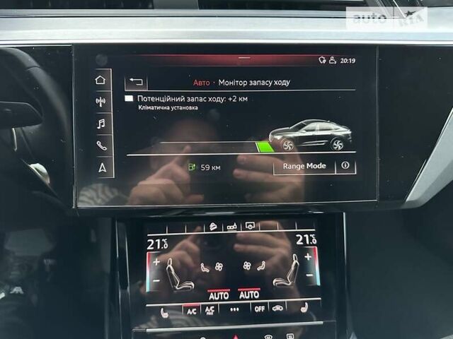 Черный Ауди E-Tron, объемом двигателя 0 л и пробегом 28 тыс. км за 34900 $, фото 61 на Automoto.ua