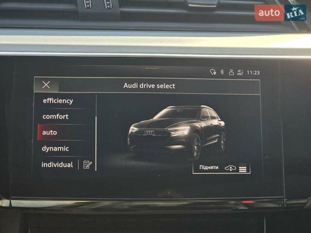 Чорний Ауді E-Tron, об'ємом двигуна 0 л та пробігом 73 тис. км за 37499 $, фото 77 на Automoto.ua