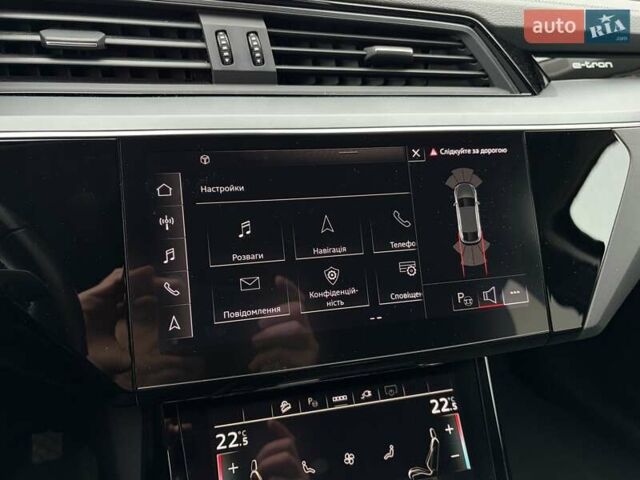Чорний Ауді E-Tron, об'ємом двигуна 0 л та пробігом 99 тис. км за 29000 $, фото 31 на Automoto.ua