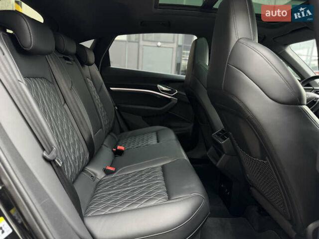 Черный Ауди E-Tron, объемом двигателя 0 л и пробегом 63 тыс. км за 44999 $, фото 34 на Automoto.ua