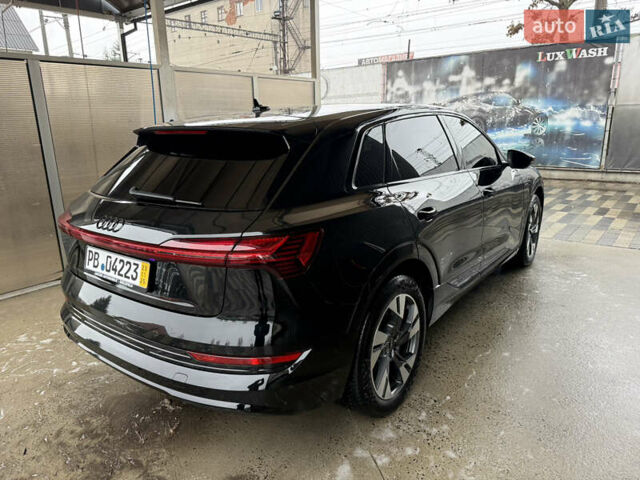 Черный Ауди E-Tron, объемом двигателя 0 л и пробегом 150 тыс. км за 27500 $, фото 11 на Automoto.ua