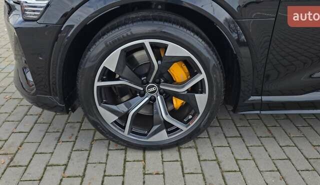 Черный Ауди E-Tron, объемом двигателя 0 л и пробегом 54 тыс. км за 43500 $, фото 53 на Automoto.ua