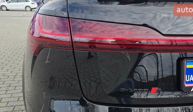 Черный Ауди E-Tron, объемом двигателя 0 л и пробегом 54 тыс. км за 43500 $, фото 57 на Automoto.ua