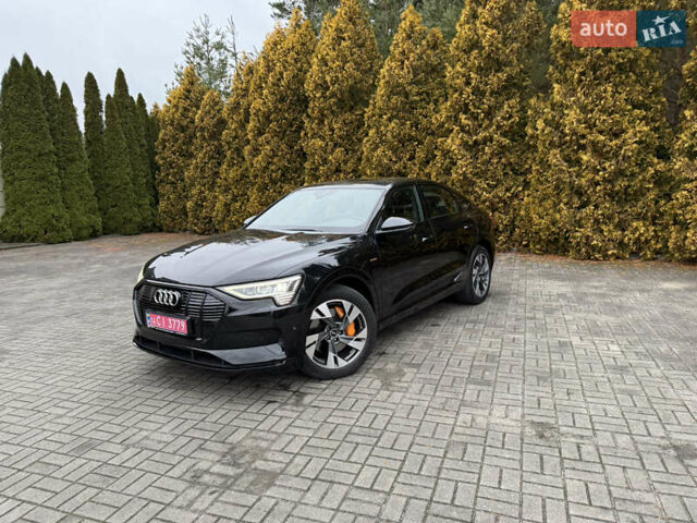 Чорний Ауді E-Tron, об'ємом двигуна 0 л та пробігом 54 тис. км за 37990 $, фото 10 на Automoto.ua