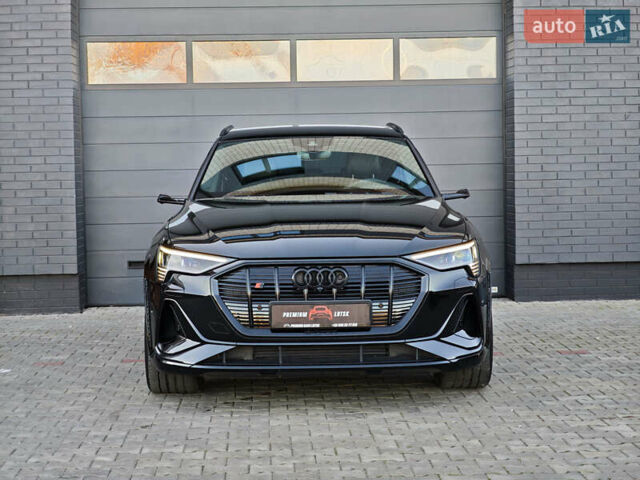 Чорний Ауді E-Tron, об'ємом двигуна 0 л та пробігом 34 тис. км за 49499 $, фото 8 на Automoto.ua