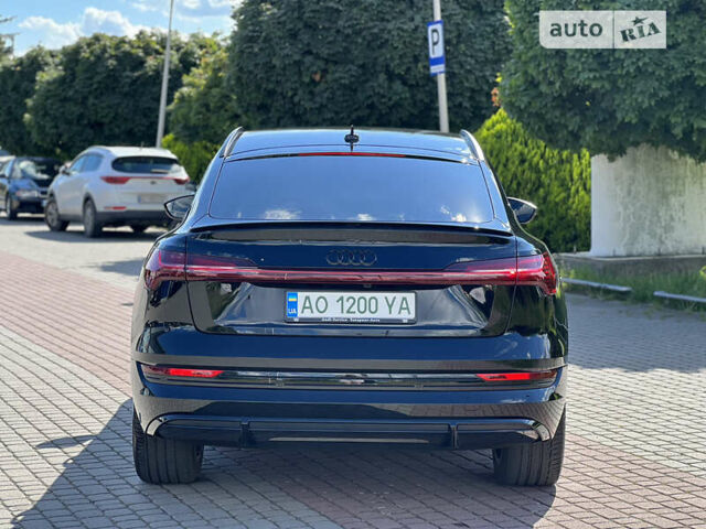 Чорний Ауді E-Tron, об'ємом двигуна 0 л та пробігом 39 тис. км за 59000 $, фото 5 на Automoto.ua